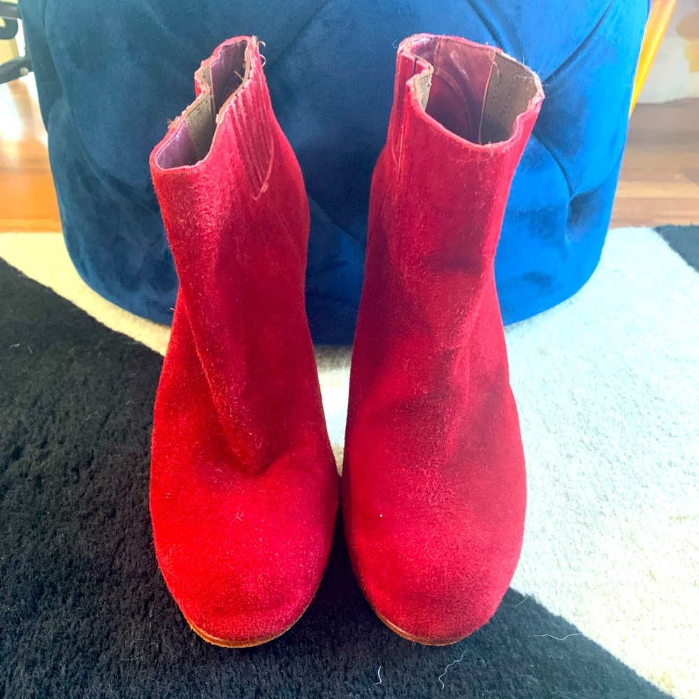 Rachel Comey High Heel Suede Ankle boots. Red wine. Size 7. Good condition